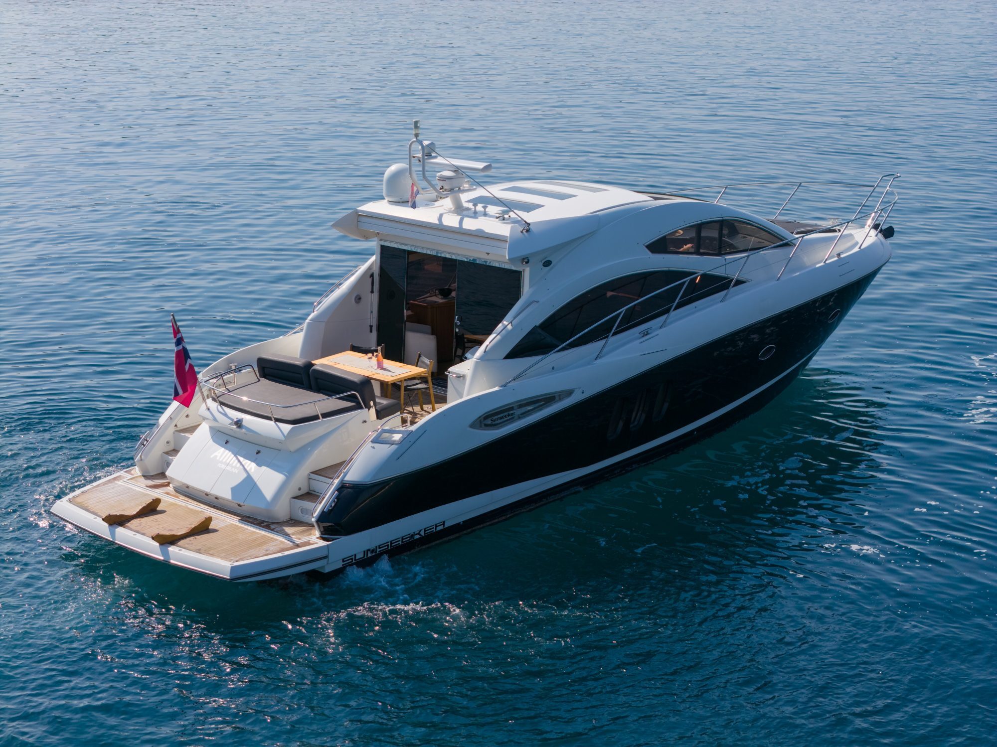Sunseeker Predator 52