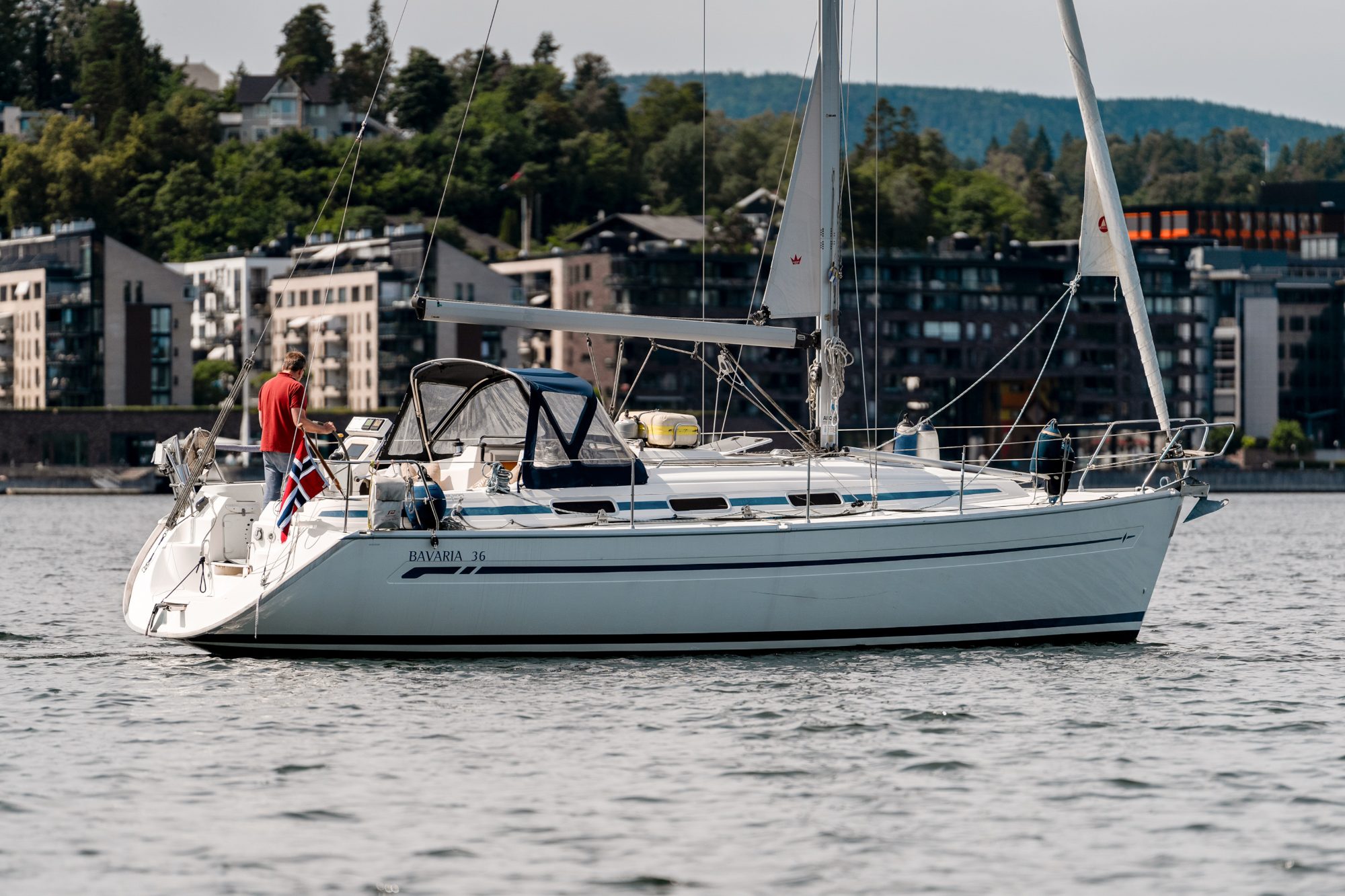 Bavaria 36 2004