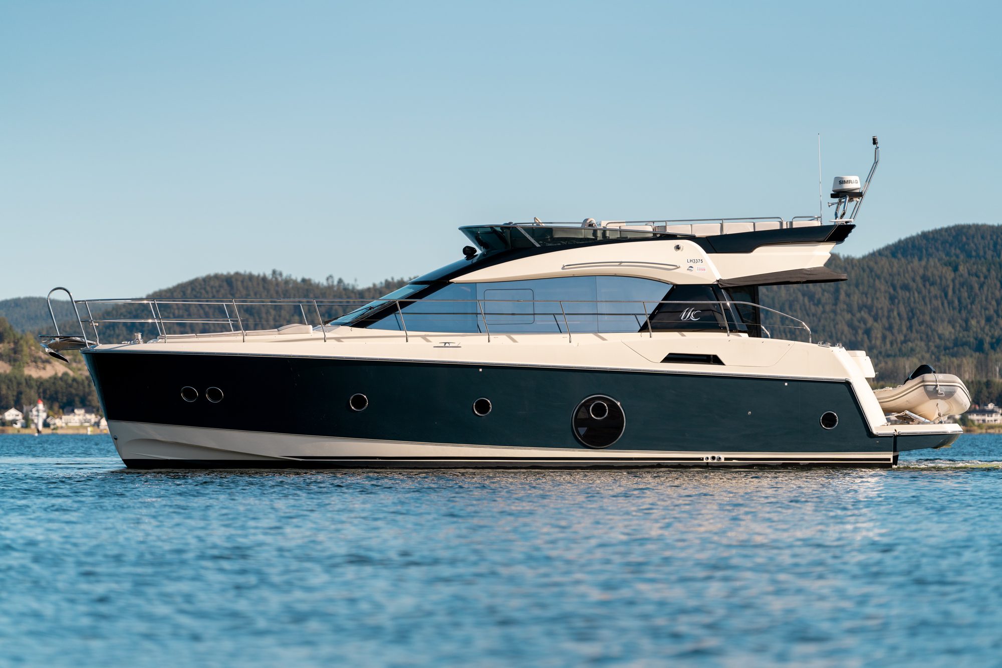 Beneteau MC5